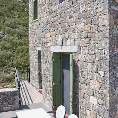 Tzouzos-kordopateika In Prosilio, Kardamyli *