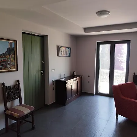 Tzouzos-kordopateika In Prosilio, Kardamyli Apartment *