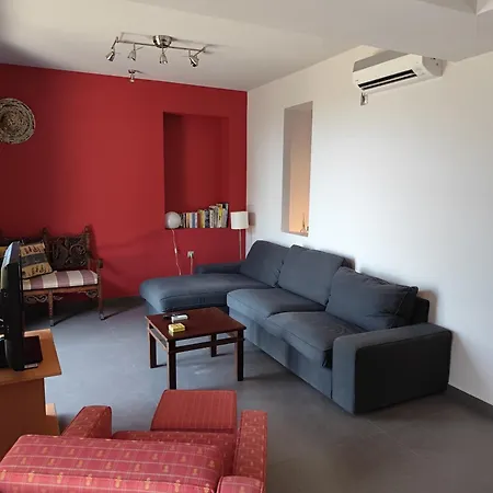 Tzouzos-kordopateika In Prosilio, Kardamyli Apartment