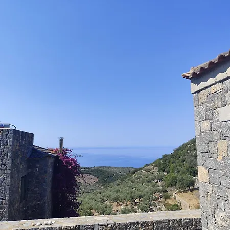 Tzouzos-kordopateika In Prosilio, Kardamyli *
