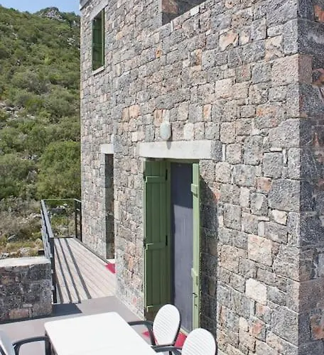 Tzouzos-kordopateika In Prosilio, Kardamyli *